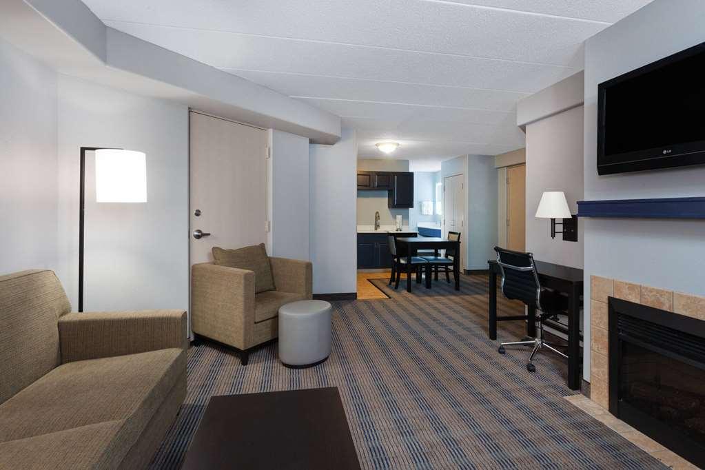 Americinn By Wyndham Peoria Rom bilde