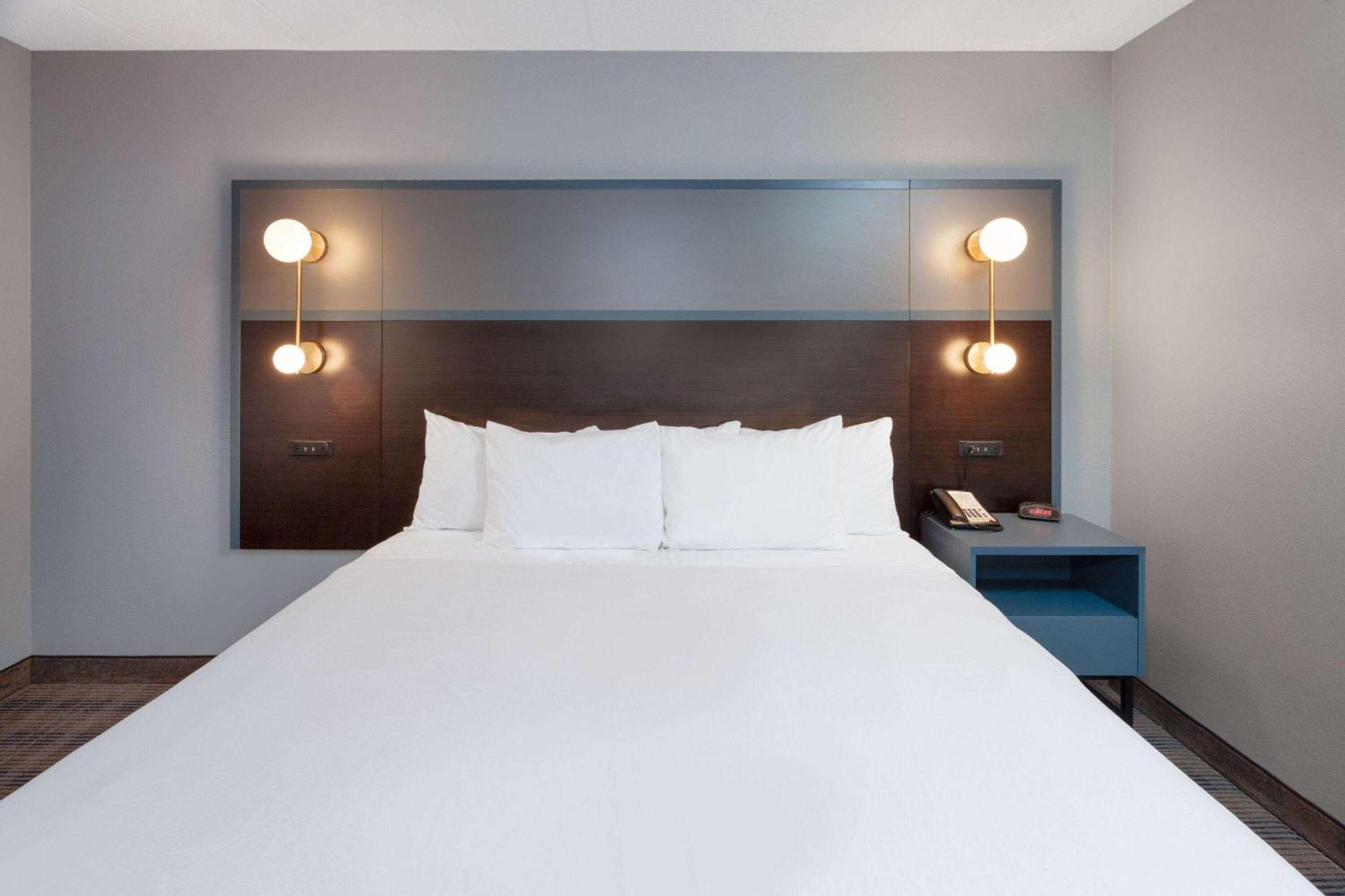 Americinn By Wyndham Peoria Eksteriør bilde