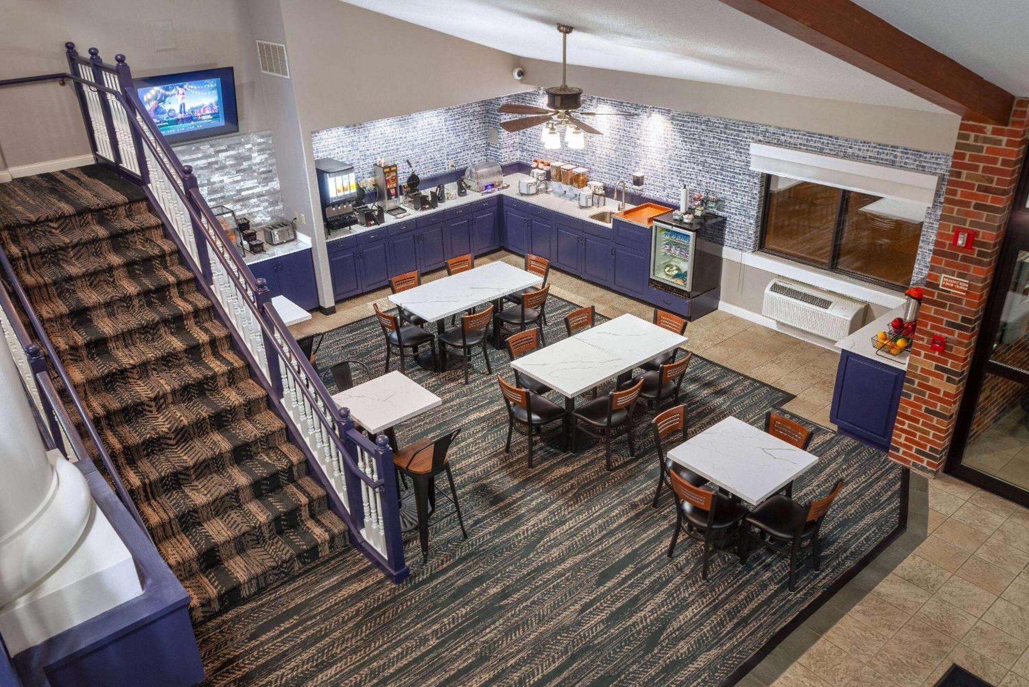 Americinn By Wyndham Peoria Eksteriør bilde