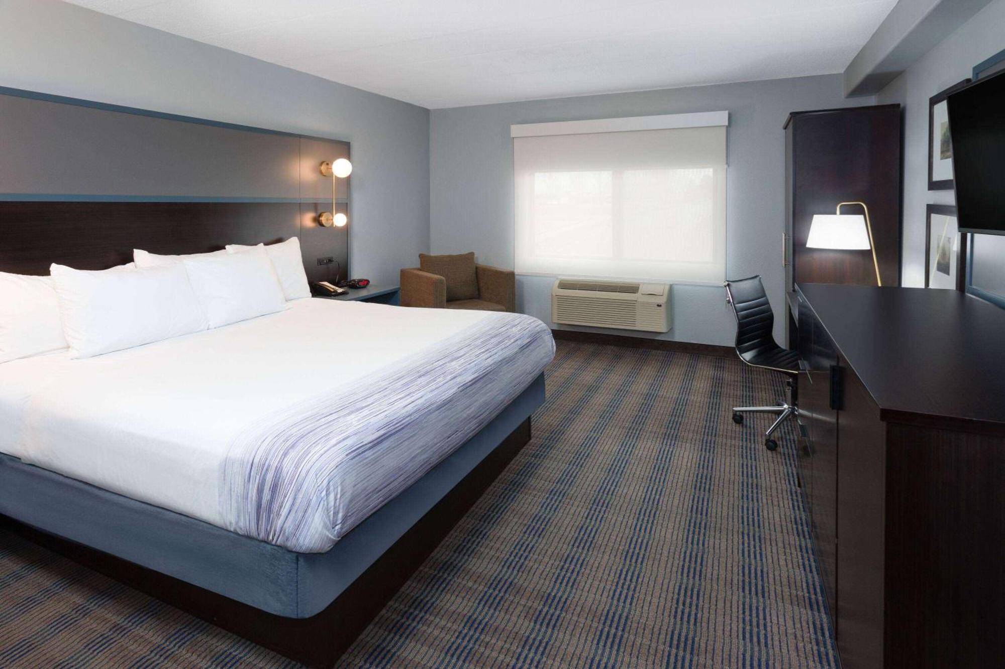 Americinn By Wyndham Peoria Eksteriør bilde