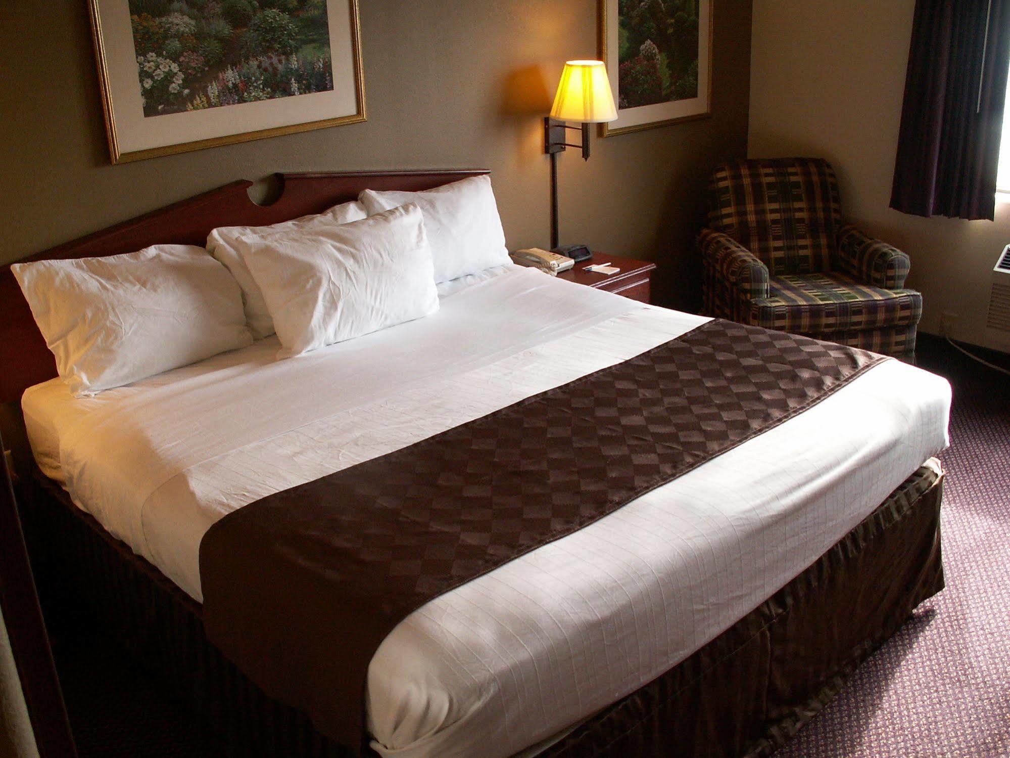 Americinn By Wyndham Peoria Eksteriør bilde